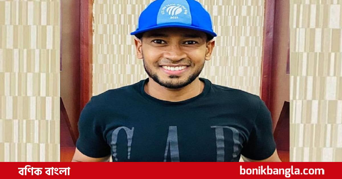 বর্ষসেরা ওয়ানডে দলের ক্যাপ...