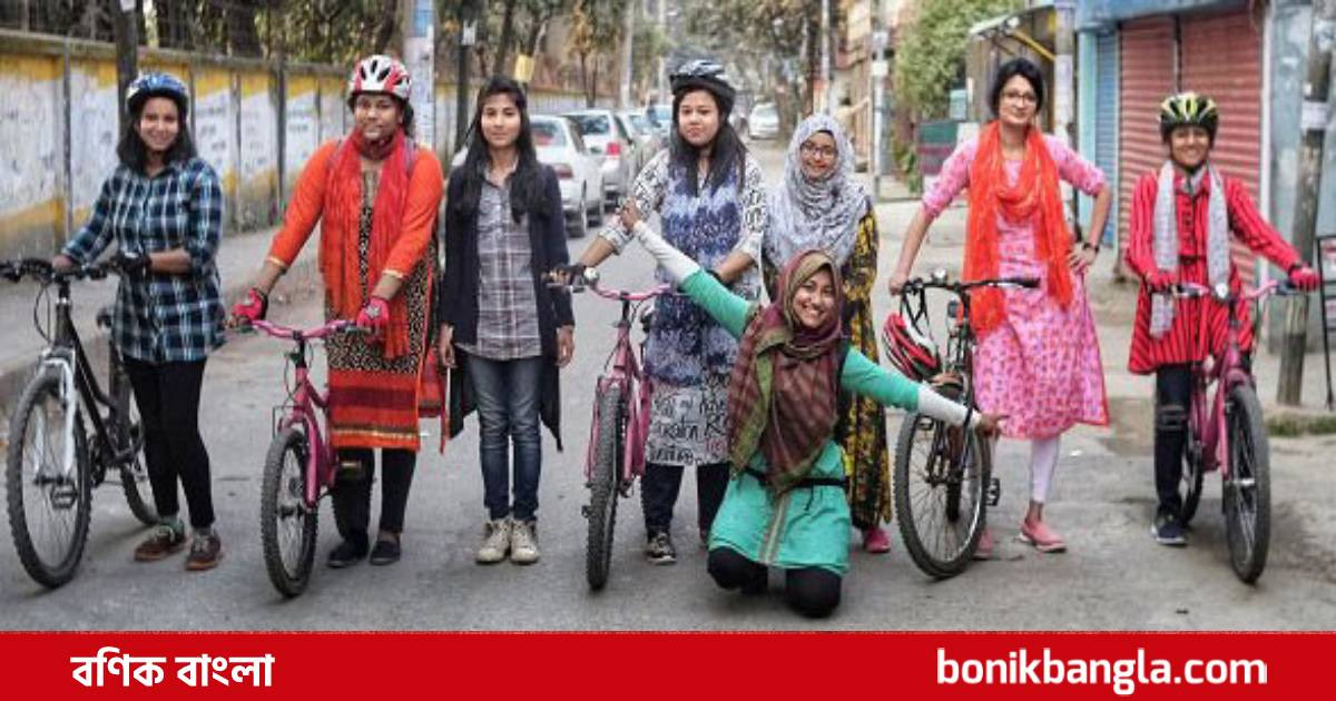 ঢাবিতে ছাত্রীদের বাইসাইকেল প্রশিক্ষণ